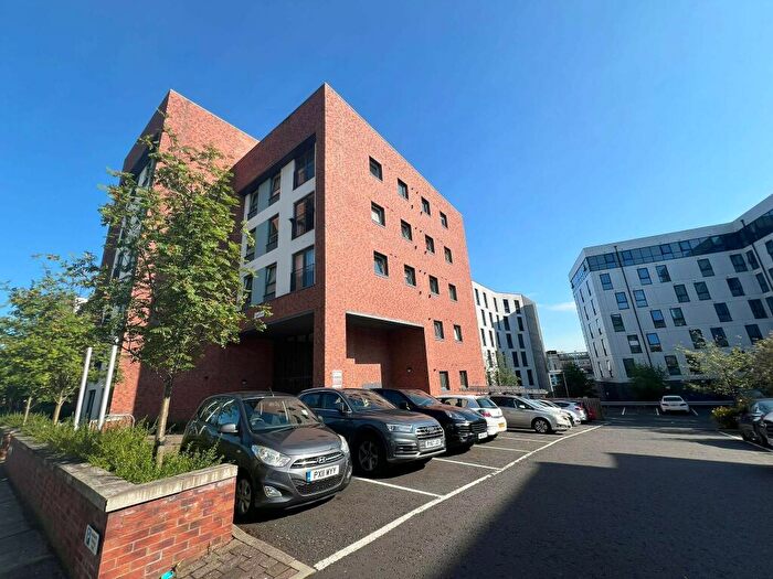 2 Bedroom Flat To Rent In Tube Court, Newcastle Upon Tyne, NE1
