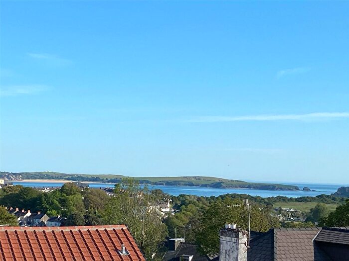 5 Bedroom Detached House For Sale In Southlands, Tenby, Pembrokeshire, SA70