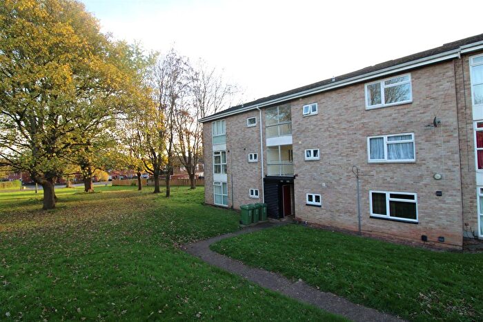 1 Bedroom Flat To Rent In Wayside Crescent, Exeter, EX1