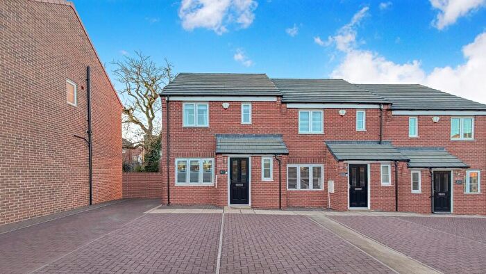 2 Bedroom End Of Terrace House For Sale In Wildflower Close, Harrogate, North Yorkshire, HG1