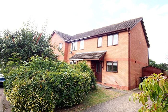 2 Bedroom End Of Terrace House To Rent In Palm Close, Wymondham, NR18