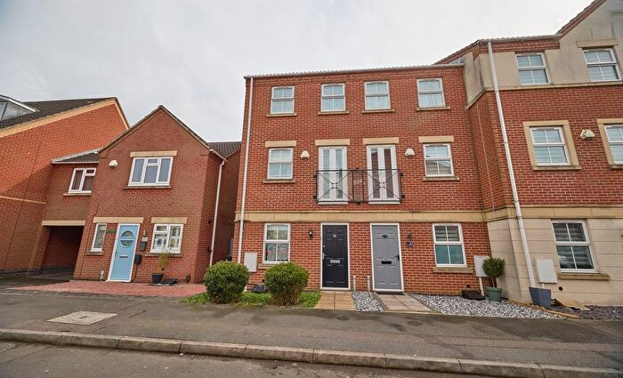 3 Bedroom Town House To Rent In Richmond Gate, Hinckley, LE10