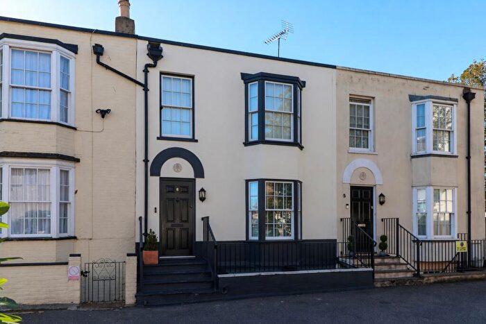 4 Bedroom Terraced House For Sale In Caroline Square, Margate, CT9