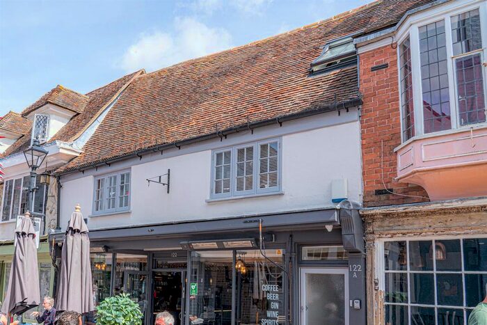 1 Bedroom Flat To Rent In West Street, Faversham, ME13