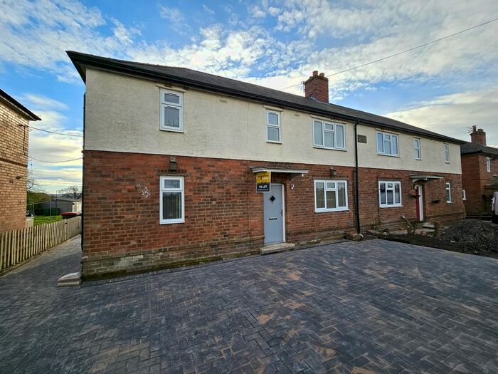 3 Bedroom Semi-Detached House To Rent In Meadow Place, Telford, TF6