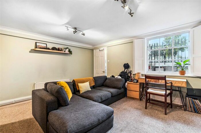 1 Bedroom Flat To Rent In New North Road, De Beauvoir Town, N1