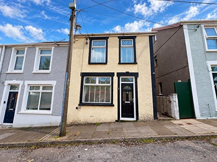 3 Bedroom Terraced House For Sale In Llwyn Derw Avenue, Maesteg, CF34