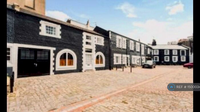 3 Bedroom Terraced House To Rent In Kemp Town Place, Brighton, BN2