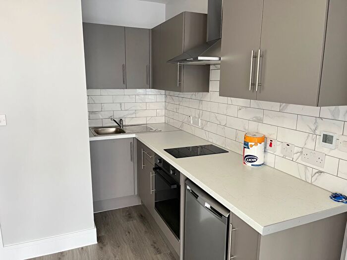 Studio To Rent In Selhurst Road, Edmonton, N9