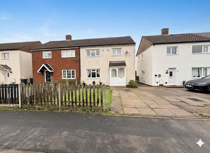 3 Bedroom Semi-Detached House To Rent In St. Lawrence Road, Ansley Village, CV10