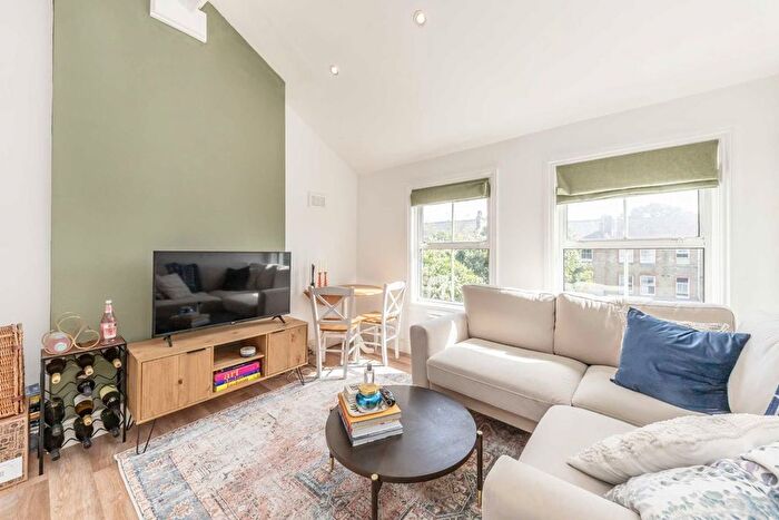 1 Bedroom Flat To Rent In Elmbourne Road, Balham, SW17