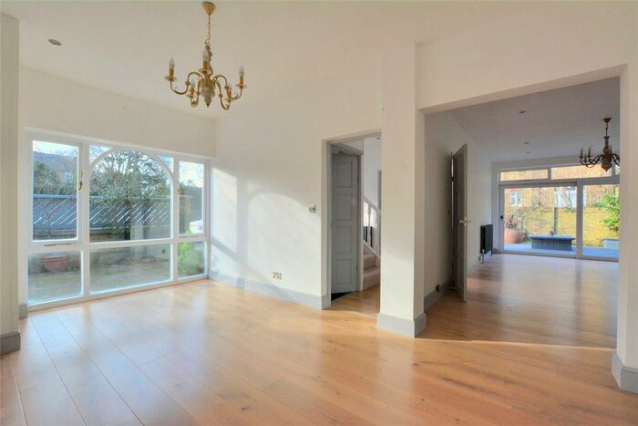 3 Bedroom Detached House To Rent In Kidbrooke Grove, Blackheath, London, SE3