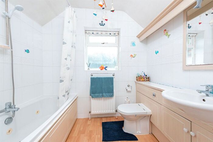5 Bedroom Detached House For Sale In Frimley Green, Camberley, Surrey, GU16