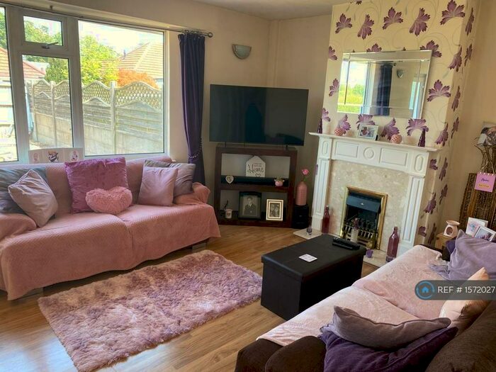 2 Bedroom Bungalow To Rent In The Warren Drive, Westgate-On-Sea, CT8