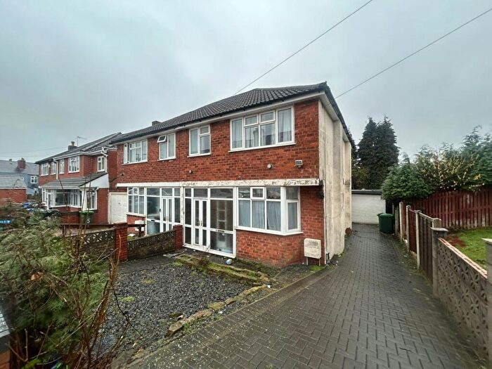 3 Bedroom House To Rent In Church Street, Tipton, DY4