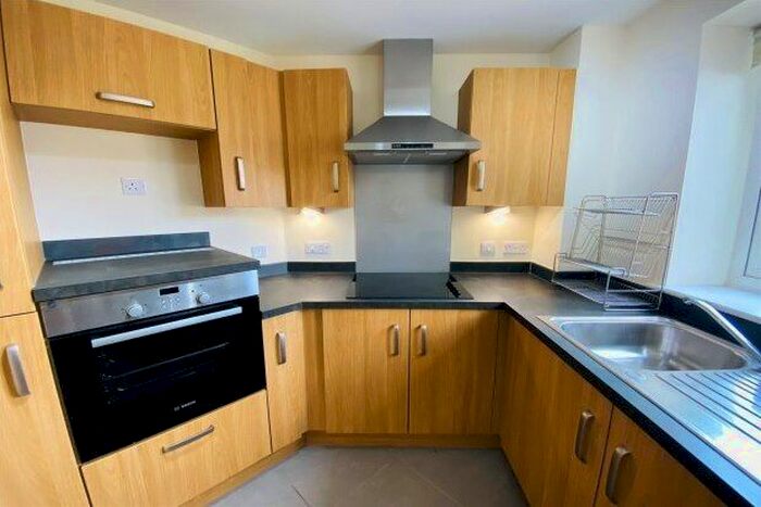 1 Bedroom Flat To Rent In Lancaster Road, Carnforth, LA5
