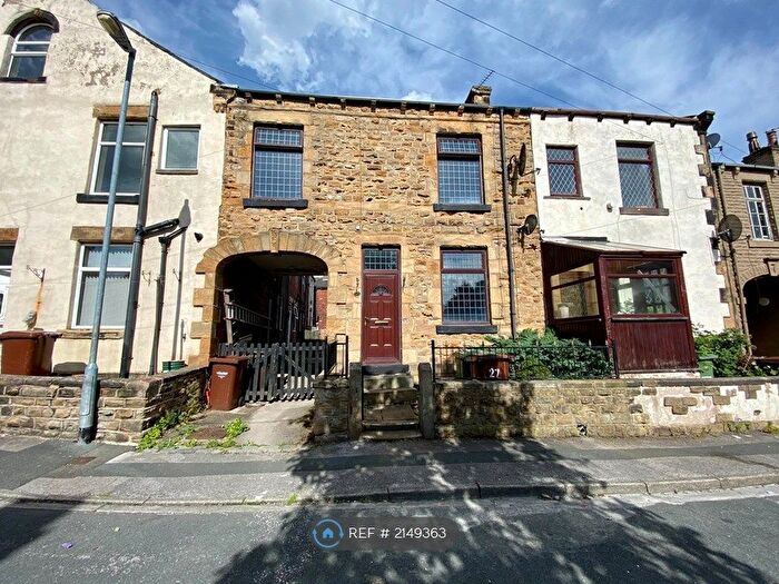 3 Bedroom Terraced House To Rent In Cross Ryecroft Street, Ossett, WF5