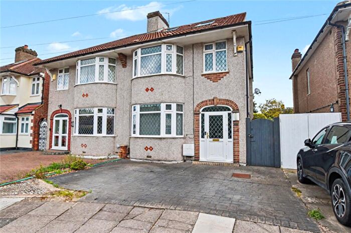 4 Bedroom Semi Detached House For Sale In Barrington Road, Bexleyheath, DA7