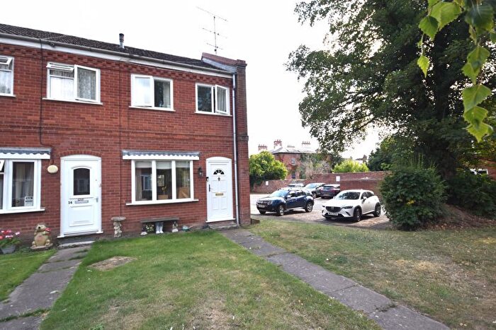 2 Bedroom Terraced House For Sale In Scotland Place, Tenbury Wells, WR15