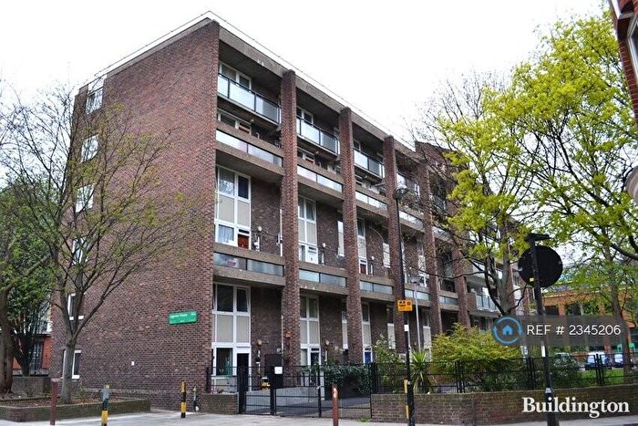 4 Bedroom Maisonette To Rent In Lagonier House, London, EC1V