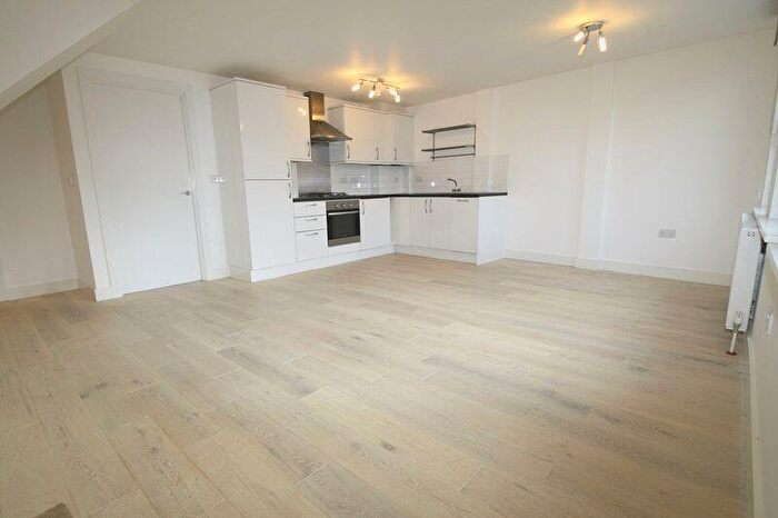 1 Bedroom Flat To Rent In Vintner House, High Wycombe, HP11