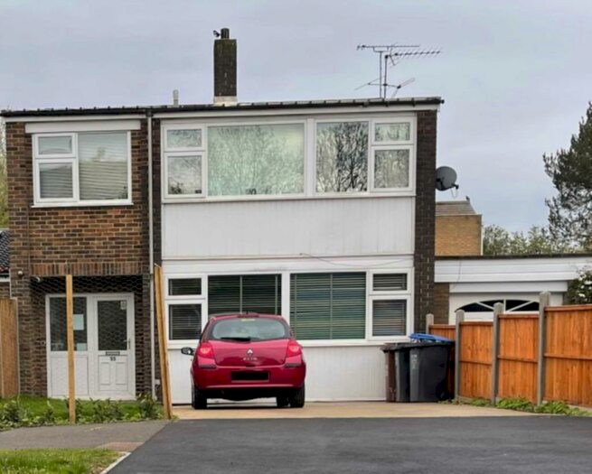 6 Bedroom House To Rent In Bishops Rise, Hatfield, AL10