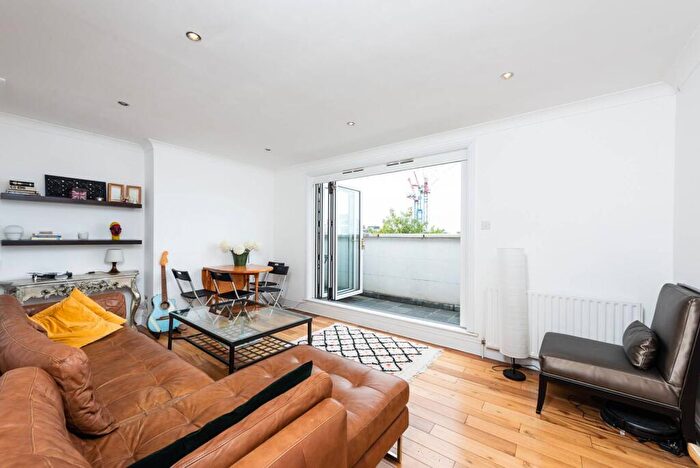 2 Bedroom Flat To Rent In Lots Road, Lots Road, London, SW10