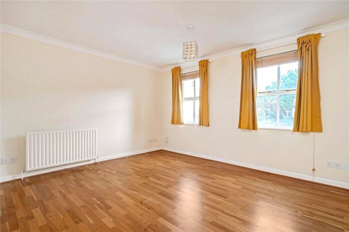 2 Bedroom Apartment To Rent In Haberdasher Street, London, N1