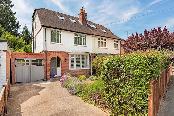 3 Bedroom Semi Detached House For Sale In Hemdean Road, Caversham, Reading, RG4