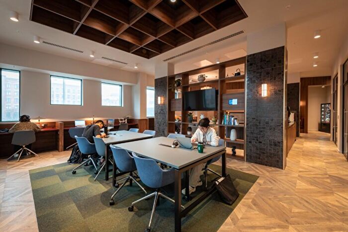 1 Bedroom Apartment To Rent In Square Gardens, Wilmott Street, Manchester, Greater Manchester, M15