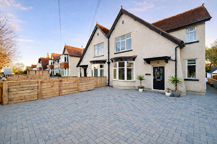 4 Bedroom Semi-Detached House For Sale In Rhos Road, Rhos On Sea, LL28