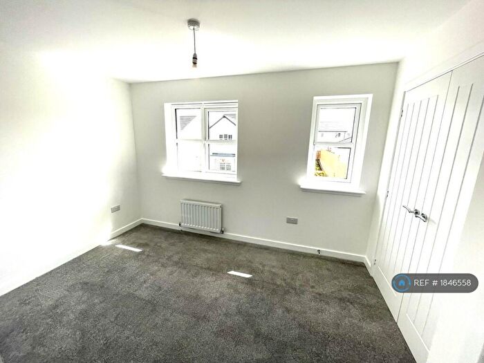 3 Bedroom Terraced House To Rent In Littledale Place, Jackton, Glasgow, G75