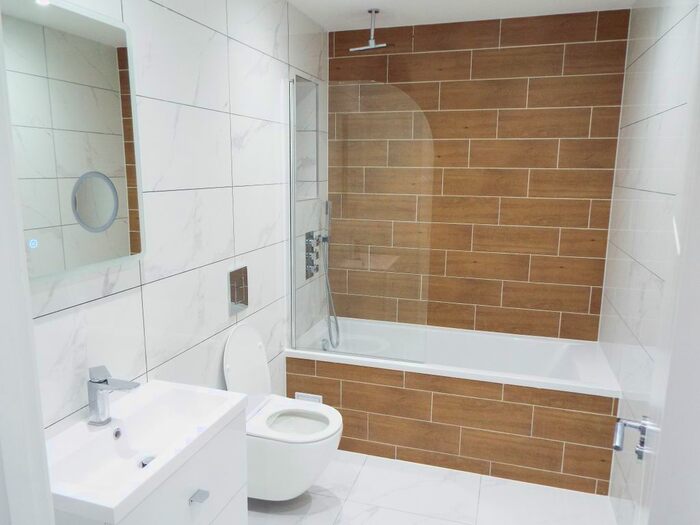 2 Bedroom Flat To Rent In Broad Street, Reading, RG1