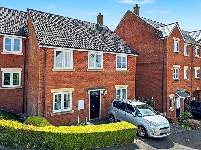 4 Bedroom Semi-Detached House For Sale In Devonshire Rise, Tiverton, EX16