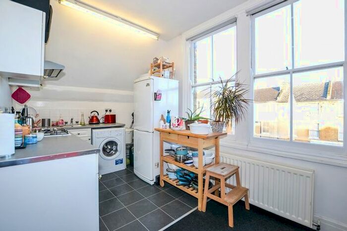 1 Bedroom Flat To Rent In Sandringham Road, London, E8