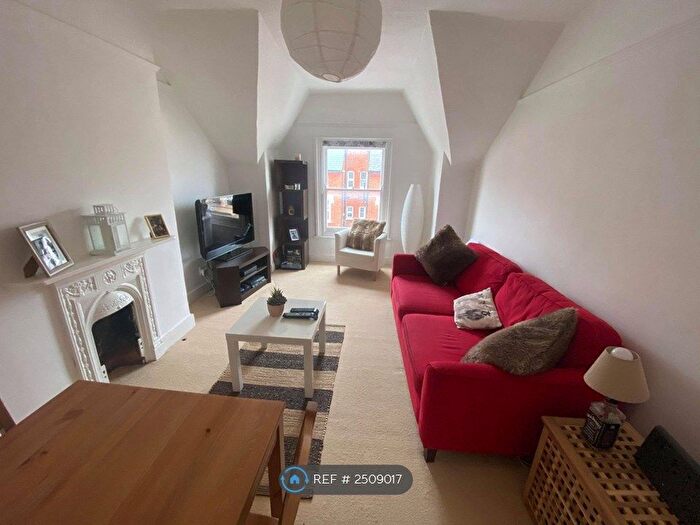 1 Bedroom Flat To Rent In Ullswater Road, London, SE27