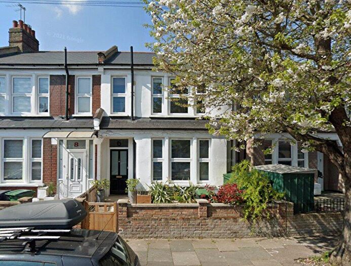 4 Bedroom Terraced House For Sale In Brampton Road, London, N15