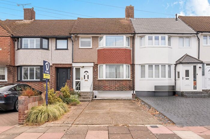 3 Bedroom Terraced House For Sale In Rosebery Avenue, Sidcup, DA15