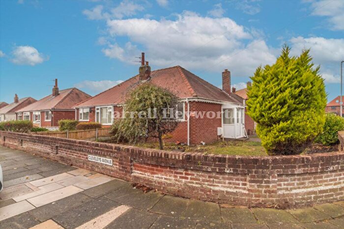 2 Bedroom Bungalow For Sale In Cleveleys Avenue, Thornton Cleveleys, FY5