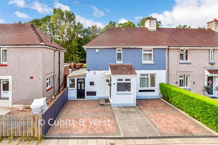 3 Bedroom End Of Terrace House For Sale In Sandown Road, Cosham, Portsmouth, Hampshire, PO6