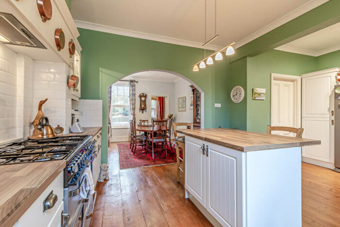 5 Bedroom Detached House For Sale In Littleham Road, Exmouth, EX8