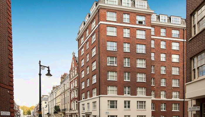 1 Bedroom Flat To Rent In Hill Street, London, W1J