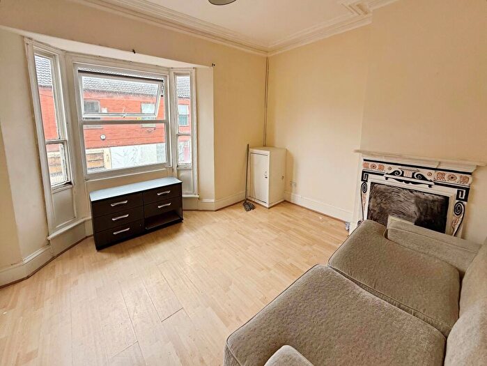 1 Bedroom Apartment To Rent In High Street, Mexborough, S64