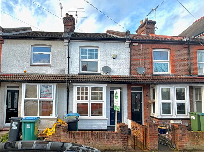 3 Bedroom Terraced House For Sale In Garfield Street, North Watford, WD24