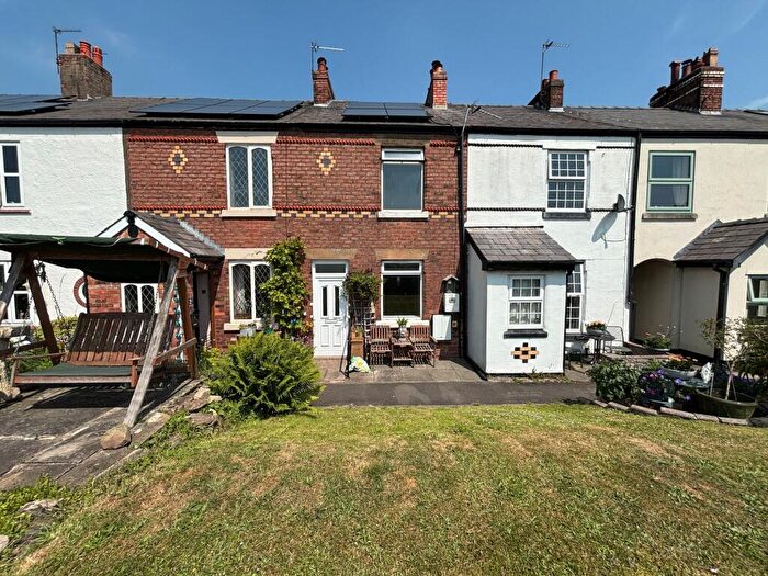 2 Bedroom Terraced House For Sale In New Lane, Burscough, L40