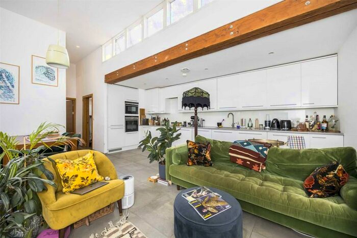 2 Bedroom Apartment To Rent In Cloudesley Street, London, N1