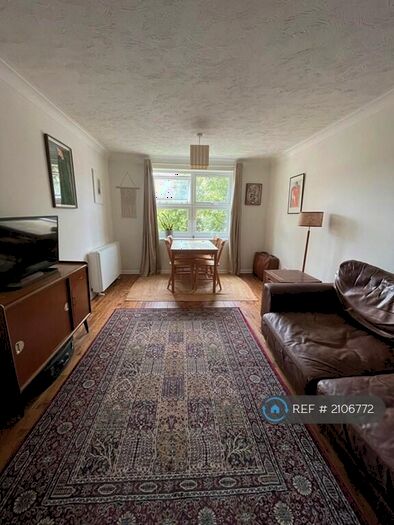 1 Bedroom Flat To Rent In Myatts Field Court, London, SE5