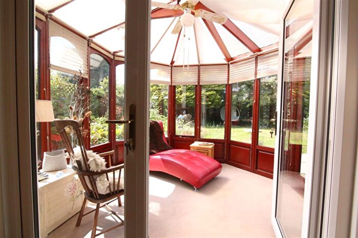 4 Bedroom Detached House For Sale In Spicer Place, Bilton, Rugby, CV22