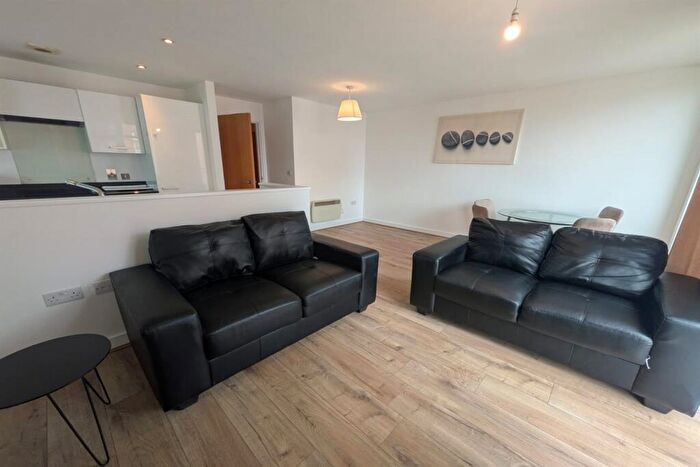 2 Bedroom Apartment To Rent In Hooton House, Beeston, NG9