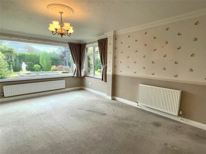 3 Bedroom Semi-Detached House For Sale In Woodford Avenue, Castle Bromwich, Birmingham, B36